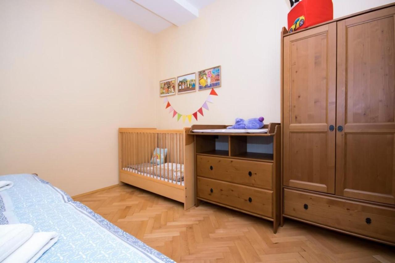 Ecomfort Apartment Kecskemét Exteriör bild