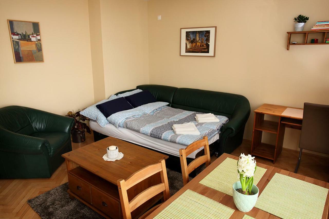 Ecomfort Apartment Kecskemét Exteriör bild