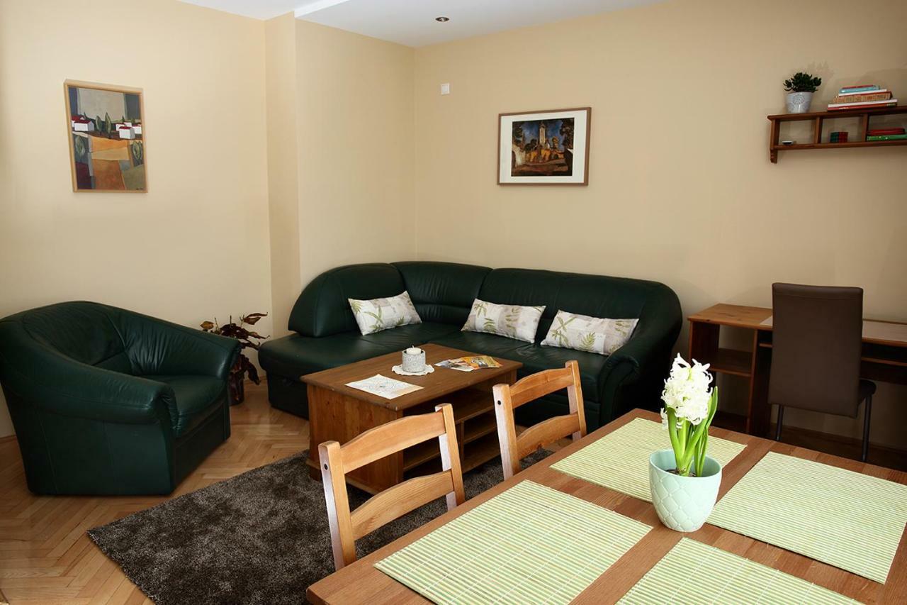 Ecomfort Apartment Kecskemét Exteriör bild